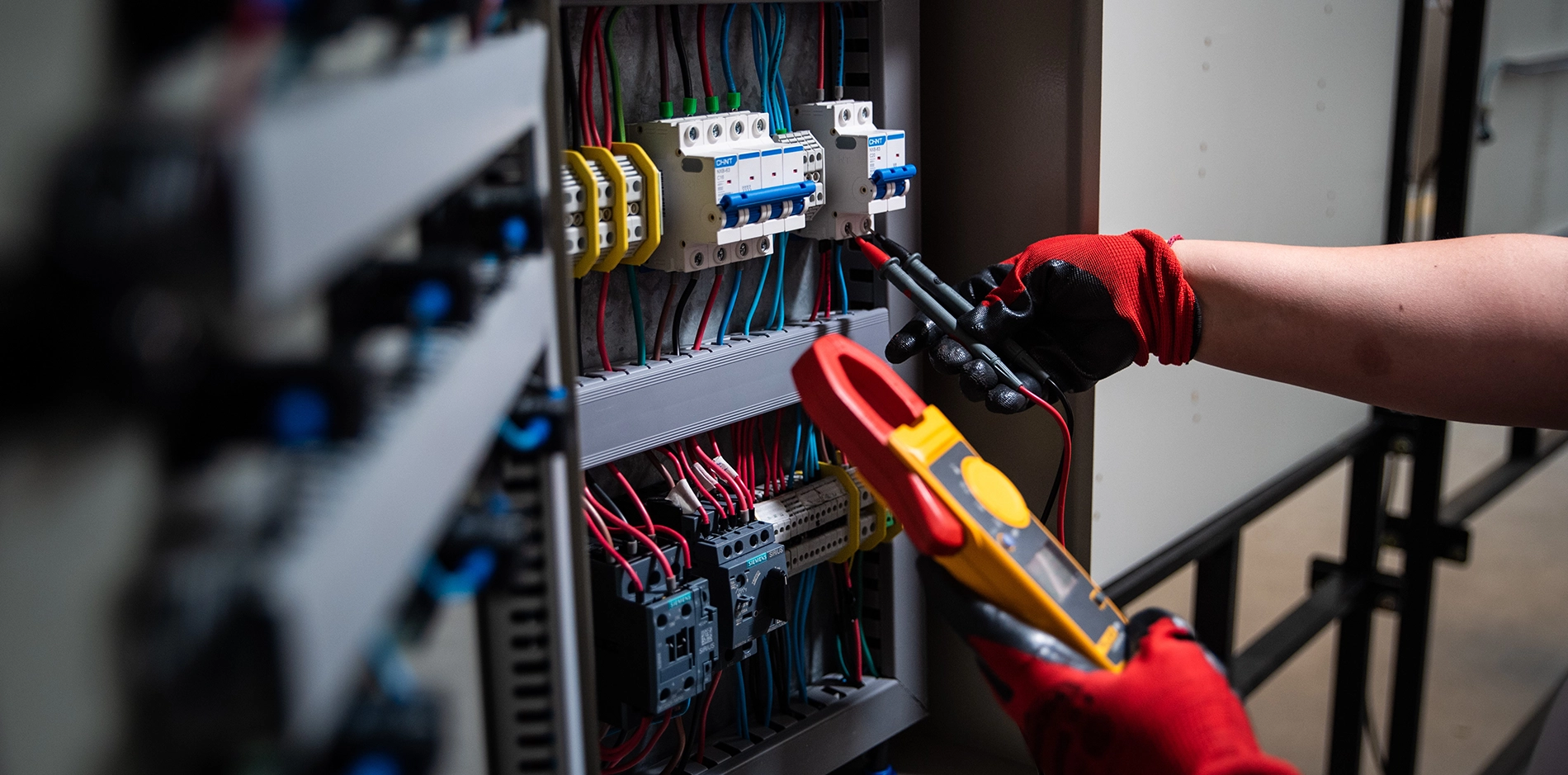 Técnico Electricista